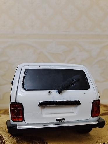 varli ata kasib ata: Maket avtomobil – Lada Niva (1:24 ölçülü) barter var real alıcıya cüzi — 3