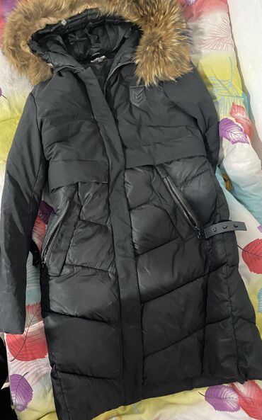 теплая зимняя куртка: Пуховик, M (EU 38), L (EU 40)