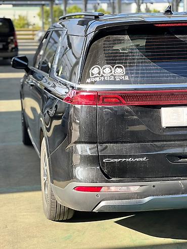 Kia: Kia Carnival: 2020 г., Минивэн — 42