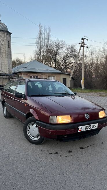 ручка пасат: Volkswagen Passat: 1991 г., 1.8 л, Механика, Бензин, Универсал