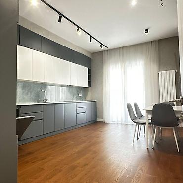 Yeni tikili: Satılır 2 otaqlı yeni tikili 95 m², Ağ şəhər q. Kateqoriya Yeni — 11