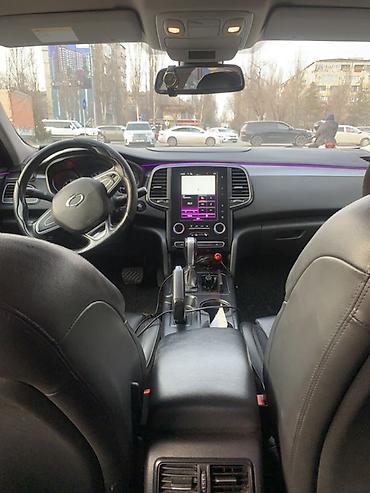 Renault: Renault : 2018 г., 2 л, Вариатор, Газ, Седан — 15