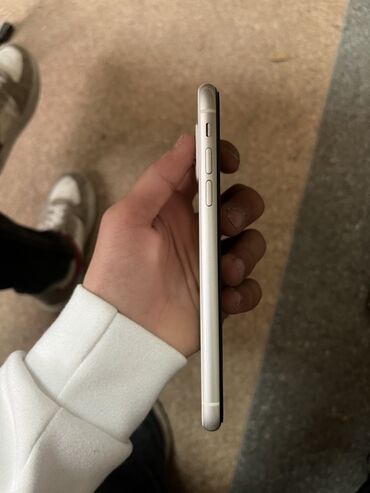 Apple iPhone: IPhone 11, Ağ, Face ID — 2