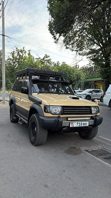 300 000: Mitsubishi Pajero: 1994 г., 2.8 л, Автомат, Дизель, Внедорожник — 1