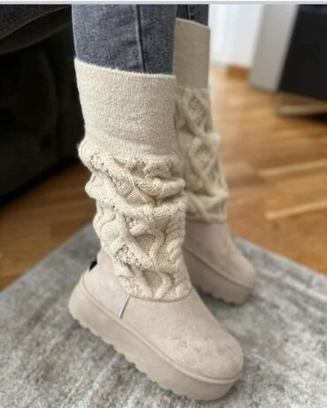 metro obuca zenske cizme: Ugg mini čizme, 41