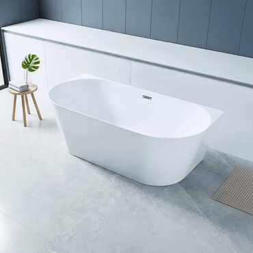 полочки в ванну: Свободностоящая ванна в современном минималистичном стиле. Основные