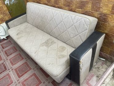 Məişət kimyəvi maddələri: Divan, Açılmayan, Bazasız, Parça, Çatdırılma yoxdur