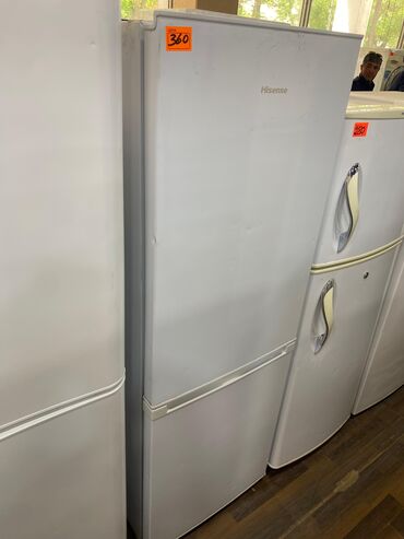 Blenderlər: 2 qapılı Hisense Soyuducu Satılır, rəng - Ağ