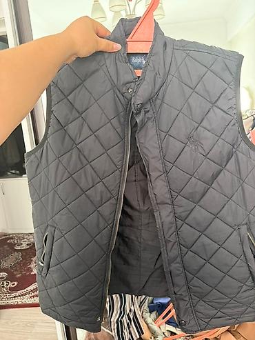 acne studio: Сумка 1000 сом
Жилетка 500 — 3