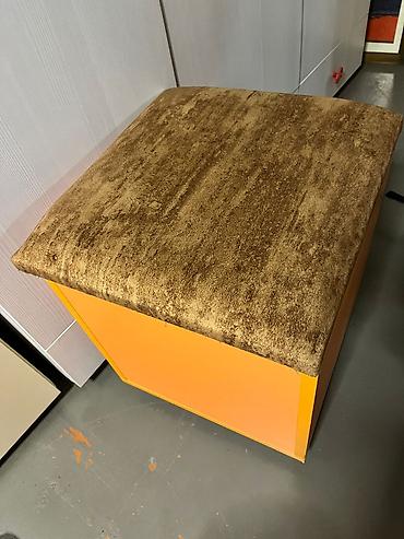 Digər mebel: Bufik yeni boyuk olcu icine ves yigmaq olur qapaqldi 
Təkərlid 55 azn — 5