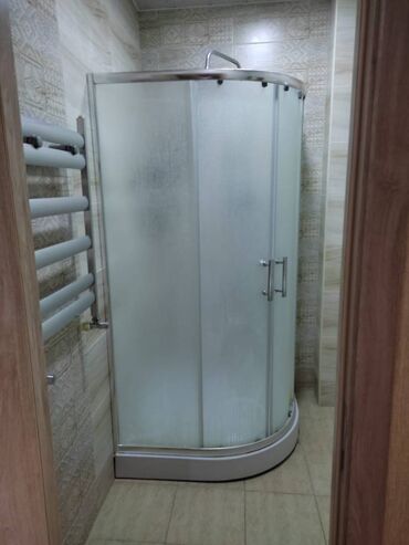 Uzunmüddətli kirayə mənzillər: 20 yanvar metrosuna yaxın 17 mertebeli binanın 8-ci mərtəbəsində — 4