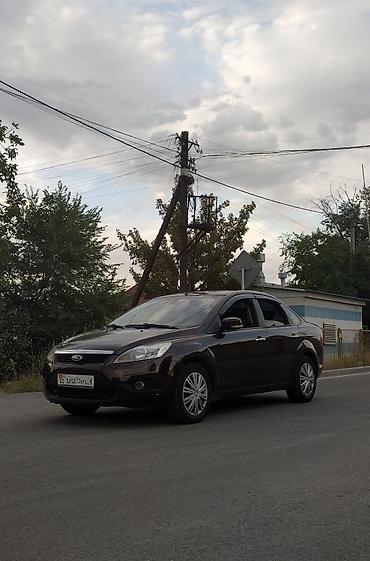 чери фора: Ford Focus: 2010 г., 1.6 л, Механика, Газ, Седан — 2