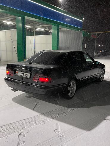 Mercedes-Benz: Mercedes-Benz E-Class: 1997 г., 4.3 л, Типтроник, Бензин, Седан — 5