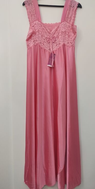 кара балта цветы: Новая атласная ночнушка розового цвета. Размер XXL Производство Корея