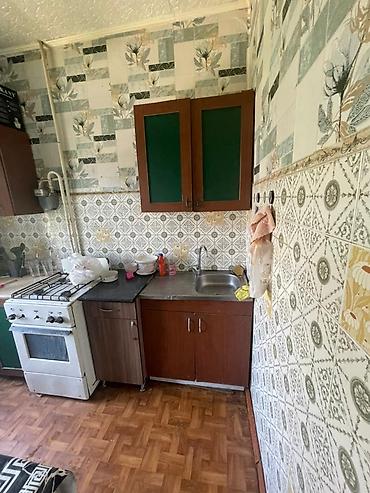 105: 3 комнаты, 60 м², 4 этаж, Старый ремонт — 5