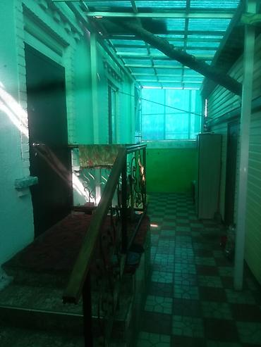 Навесы: Продаётся дом в хорошем состоянии - Участок с плодовыми деревьями и — 6