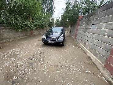 Продажа авто: Mercedes-Benz C-Class: 2002 г., 2.2 л, Механика, Дизель, Седан — 4