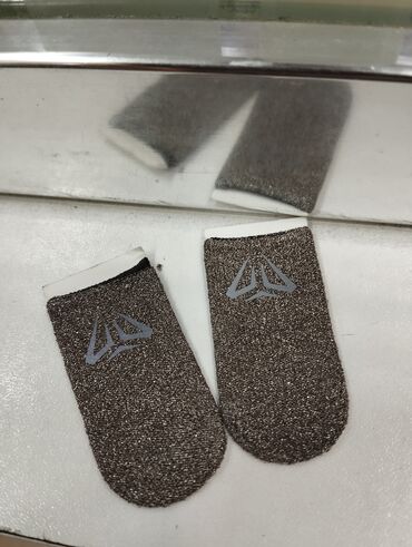 Telefon üçün gamepadlar, triggerlər: Bu barmaq qapaqları oyun zamanı barmaqlarınızı qorumaq üçün nəzərdə — 2