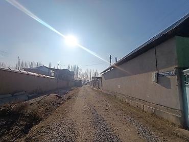 Sale of cottages and houses: Продаётся жилой дом с участком. Ош Араван жолдун бойунда Магазин — 4