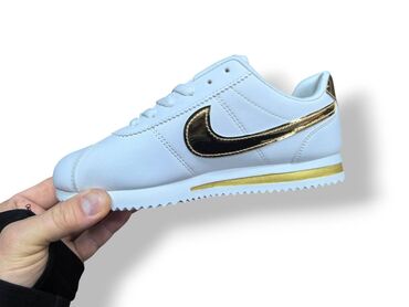 Women's Sneakers and athletic shoes: Nike cortez patike NOVO
Novo
Brojevi 36 do 41
fb Moja Kupovina 1 na lalafo.rs — 8 Women's Sneakers and athletic shoes: Nike cortez patike NOVO
Novo
Brojevi 36 do 41
fb Moja Kupovina 1 — 8