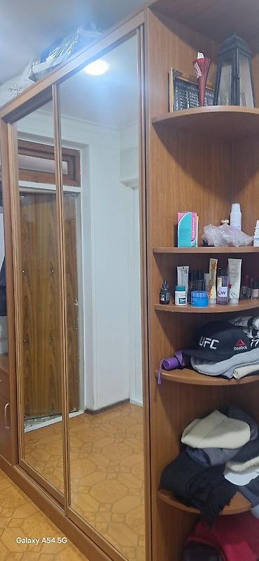 Dolablar: Geniş güzgülü kupe şkaf - Material: isti qoz rəngli laminat/LDSP - Ön — 3