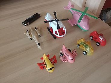 Игрушки: Набор игрушечных транспортных средств Состав: - Большой автовоз с — 11