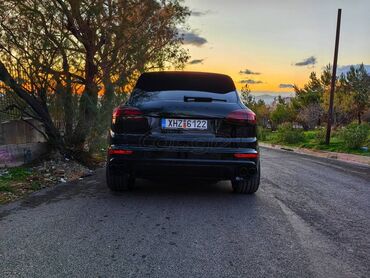 Porsche: Porsche Cayenne: 3 l. | 2015 έ. 122000 km. SUV/4x4 — 1