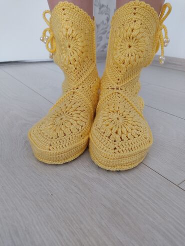 Домашние тапочки: Домашние тапочки, 37.5, Новый, цвет - Желтый, Самовывоз — 10