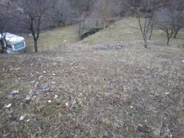 Prodaja zemljišta: Prodajem ili bih menjao tri vezana placa u Loznici od 30 ari sa — 2