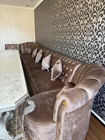 Угловой диван, C подушками at lalafo.kg Угловой диван, C подушками