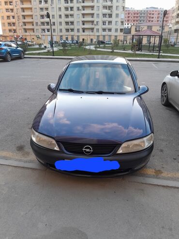 lizinqlə satılan avtomobillər: Opel Vectra: 1.6 l | 1998 il 107500 km Sedan