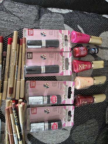 Šminka: Veliki lot šminke, sve novo i originalno. Idealno za butike, online — 5