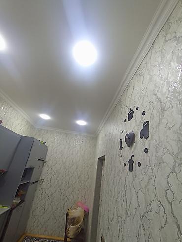 Lent lampalar: Ev yenidir. Ev 1 zal, 3 otaq,1 mətbəx və dəhlizdən ibarətdir. Hamam və — 12