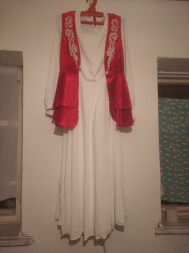 bershka kofta: Бальное платье, Стандарт, Длинная модель, цвет - Белый, 2XL (EU 44), В наличии