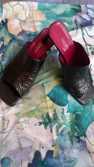 armani обувь: Шлёпанцы кожа, Италия. 40 размер