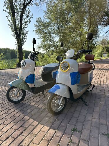 мото чопер: Продаю электро скутеры НОВЫЕ Разгоняется до 50км в час Хороший