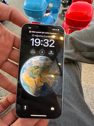 Dongfeng: IPhone 14, Göy, Face ID