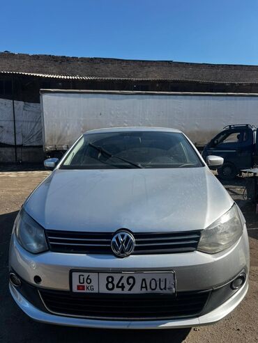машина kg бишкек тойота: Volkswagen Polo: 2013 г., 1.6 л, Механика, Бензин, Седан
