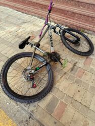 turniket nədir: Velo ideal vəziyyətdədir problemi yoxdur Rul,boğaz,pedal,təzə