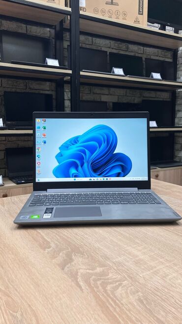 Lenovo: İşlənmiş Lenovo IdeaPad, 15.6 ", Intel Core i5, 256 GB, Ünvandan götürmə, Pulsuz çatdırılma, Ödənişli çatdırılma