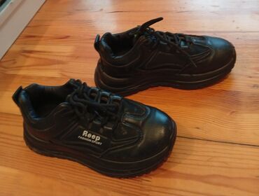 push up helanke: Məhsul: “Reep Fashion Sport” idman ayaqqabısı - Rəng: Qara - Üst