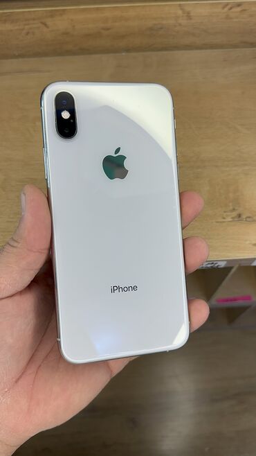 Apple iPhone: IPhone Xs, Б/у, 256 ГБ, Защитное стекло, Чехол, 80 %