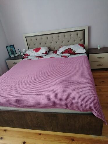 Termolar: İşlənmiş, İkinəfərlik çarpayı, Bazasız, Matras ilə, Siyirməsiz