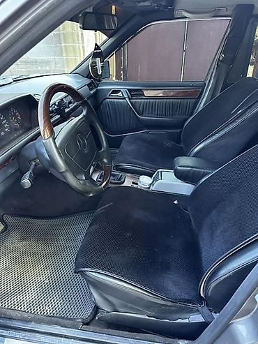 салон мерседес 124: Mercedes-Benz W124: 1992 г., 2.2 л, Механика, Бензин, Седан — 10