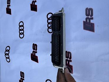 Блок управления двигателем (ЭБУ) Audi/Bosch на модели Audi A4 (B5 / B5 — 3