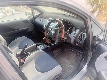 ауди 100 с: Honda Fit: 2003 г., 1.3 л, Автомат, Бензин, Хэтчбэк — 4