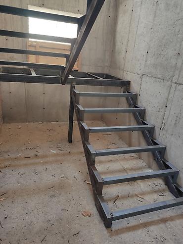 Обшивка лестниц: Каркас лестницы из металла. двойной косоур. обшивка из дерева. стаж 20 — 5