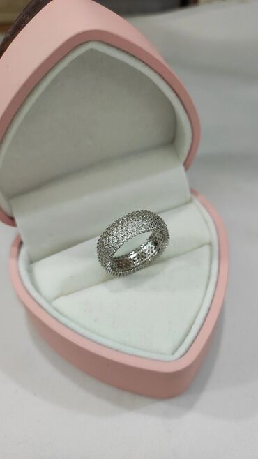 кольцо с бриллиантом бишкек цена: Серебро 925 пробы Дизайн Италия Размеры имеются Качество отличное