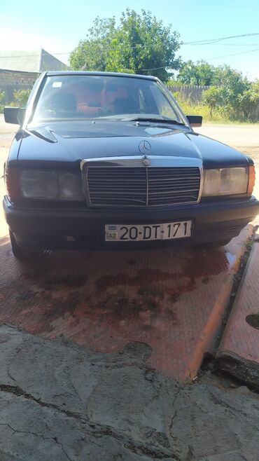 irşad electronics tovuz v Azərbaycan | Quşlar: Mercedes-Benz 190: 2 l. | 1992 il | Sedan