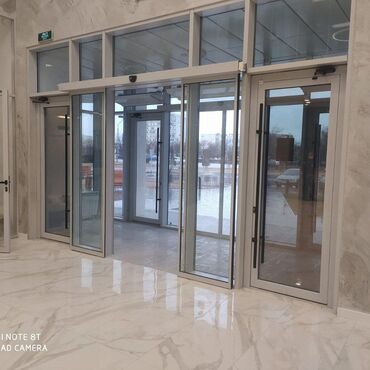 продаю или меняю на автомат: Система автоматических раздвижных дверей обеспечивает удобный и